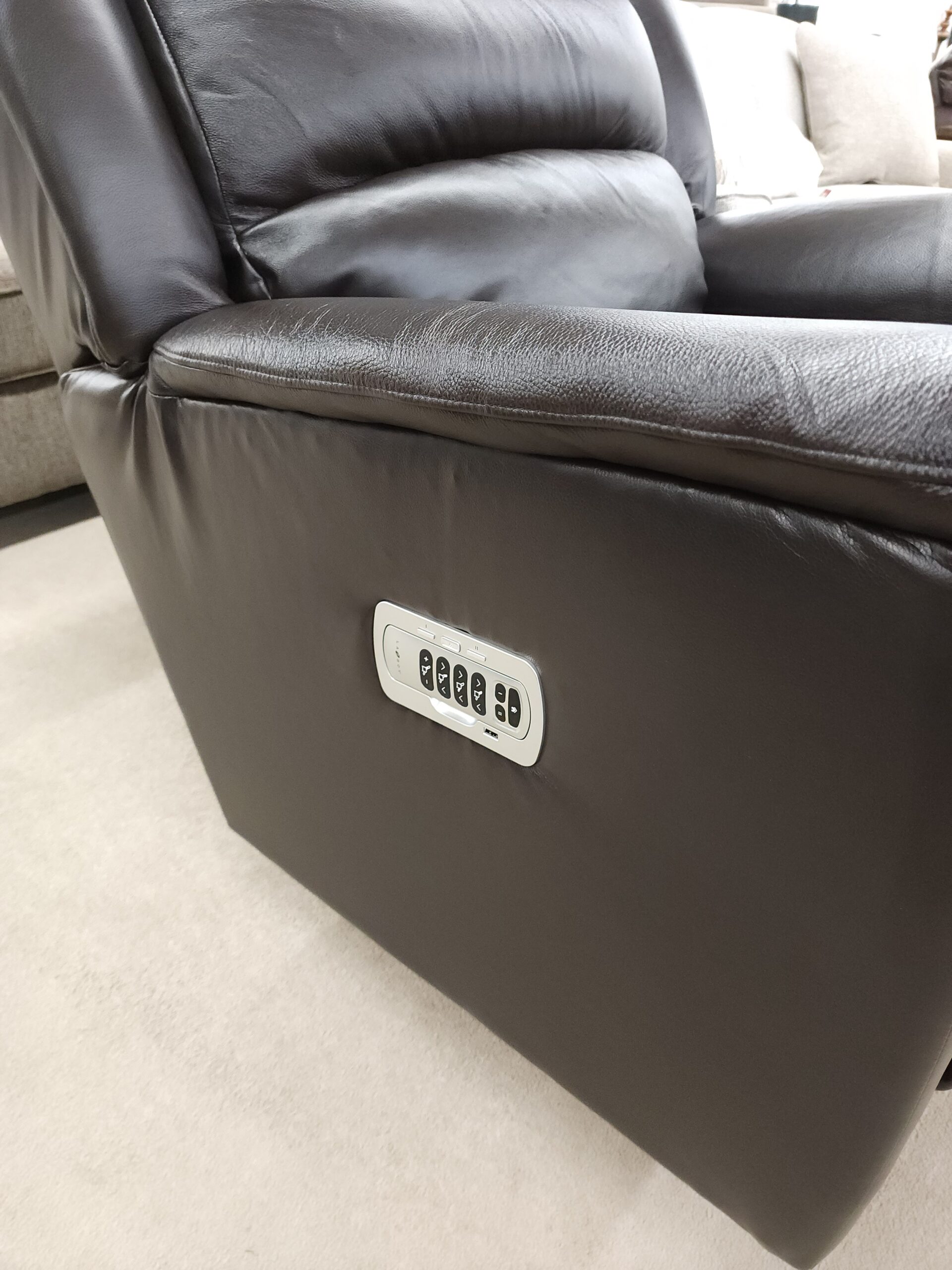 Top 5 Power Recliners at La-Z-Boy with Headrest and Lumbar 